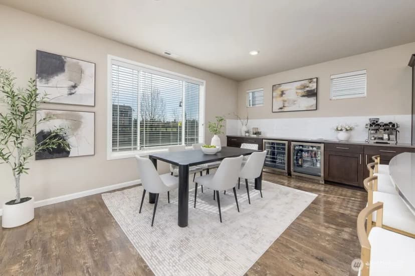Property photo for 32675 Stuart Avenue Se, Black Diamond photo 9