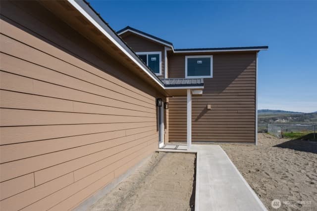 Property photo for 660 Dewberry Avenue E #6, Omak photo 3