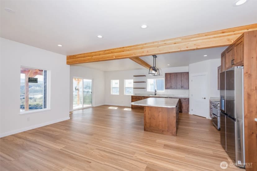 Property photo for 660 Dewberry Avenue E #6, Omak photo 9
