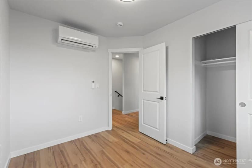 Property photo for 4223 Sw Myrtle Street, Seattle photo 20