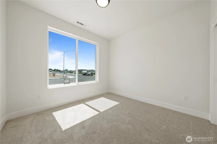 Property photo for 1111 E Mt Hood Street, Othello photo 27