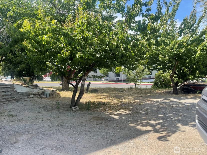 Property photo for 409 N Franklin Avenue, Wenatchee photo 5