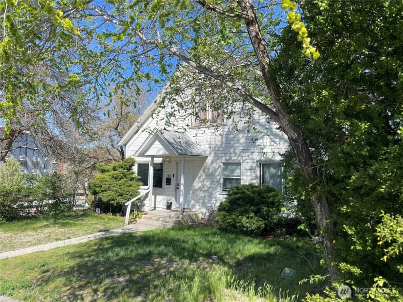 Property photo for 409 N Franklin Avenue, Wenatchee photo 2