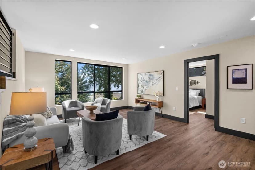 Property photo for 1128 31st Avenue S, Seattle photo 14