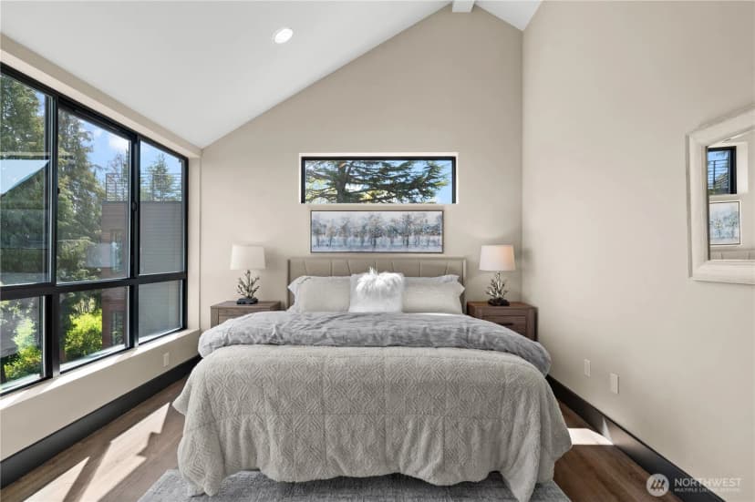Property photo for 1128 31st Avenue S, Seattle photo 18
