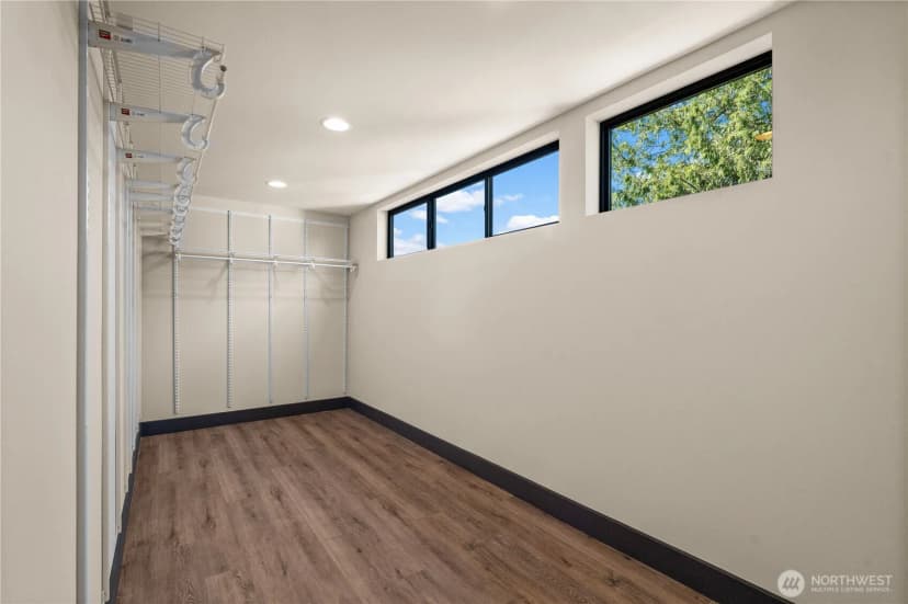 Property photo for 1128 31st Avenue S, Seattle photo 24