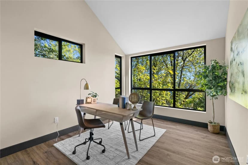 Property photo for 1128 31st Avenue S, Seattle photo 29