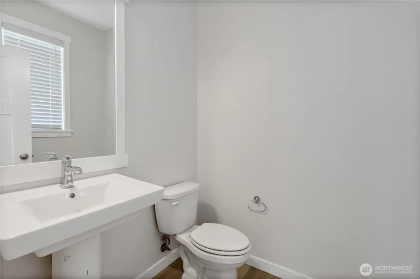 Property photo for 9136 126th Street Ct E, Puyallup photo 6