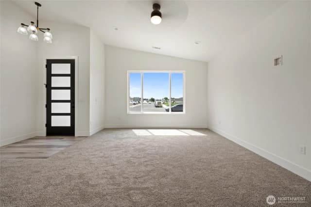 Property photo for 1159 E Mt Hood Street, Othello photo 3