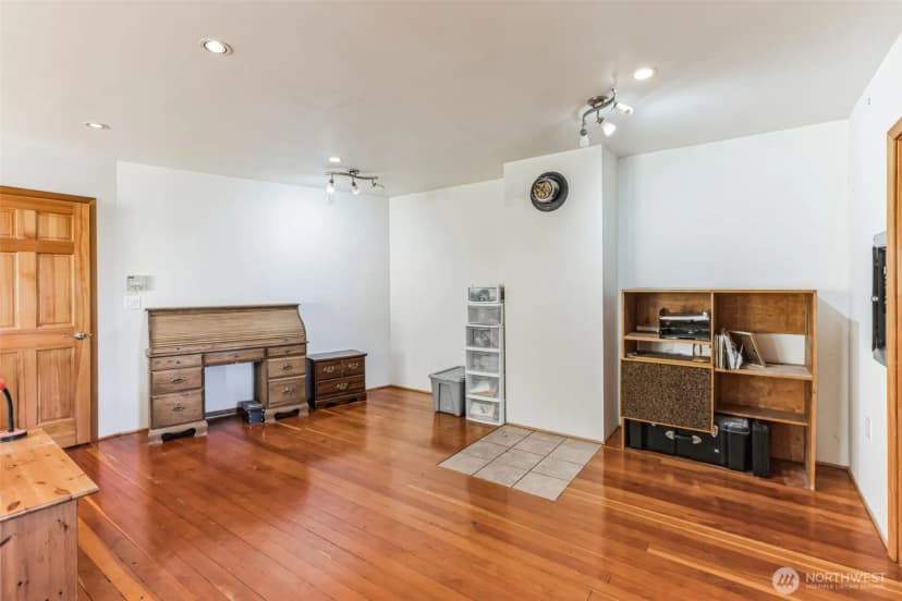Property photo for 253 Clark Street, Blaine photo 20