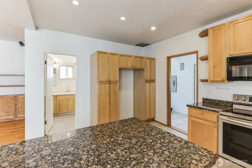 Property photo for 253 Clark Street, Blaine photo 6