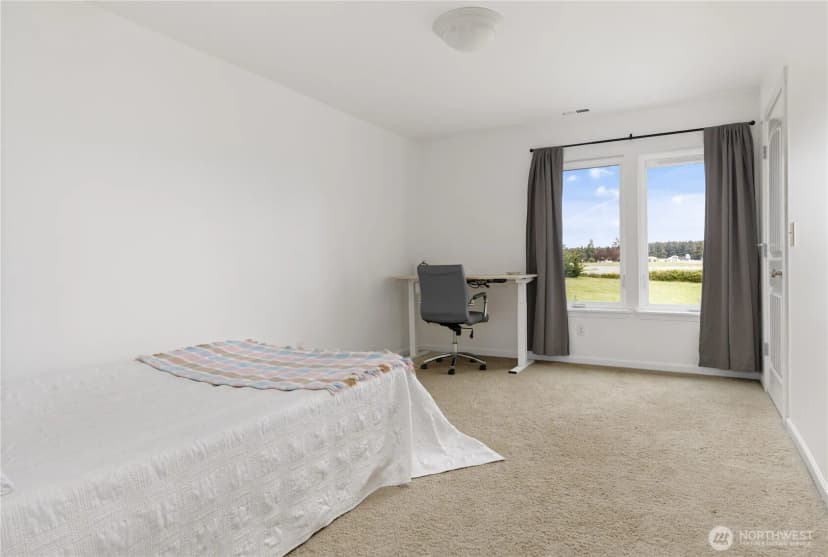 Property photo for 325 W Morris Road, Coupeville photo 14