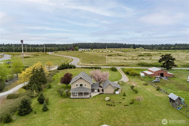 Property photo for 325 W Morris Road, Coupeville photo 5