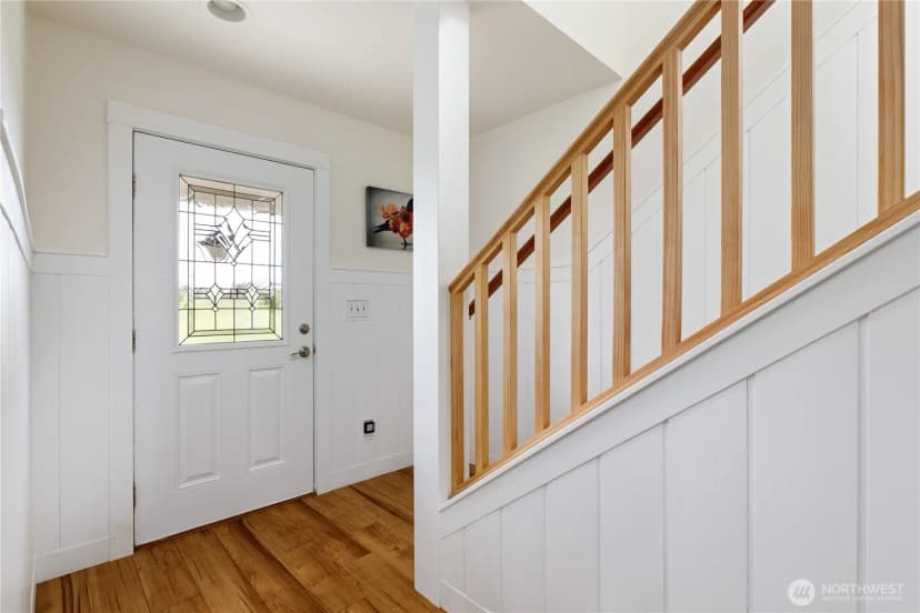 Property photo for 325 W Morris Road, Coupeville photo 13