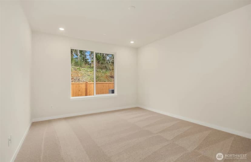 Property photo for 23743 Marinwood Circle Ne #02812, Kingston photo 11