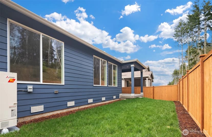 Property photo for 23743 Marinwood Circle Ne #02812, Kingston photo 16
