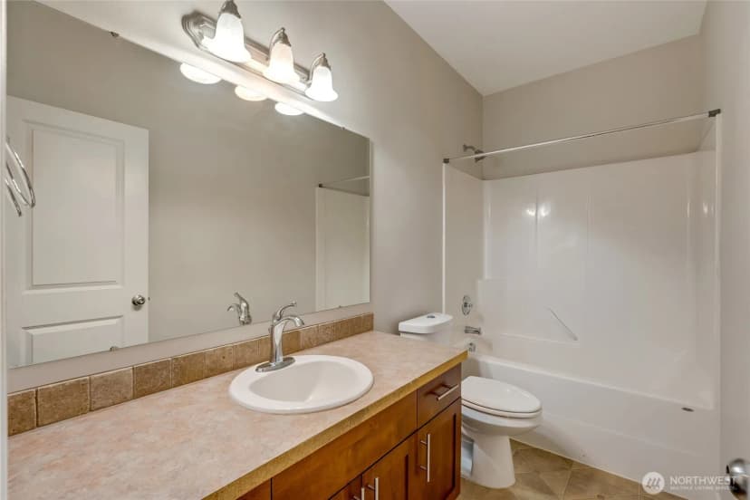 Property photo for 6109 Alexander Avenue Se, Auburn photo 15