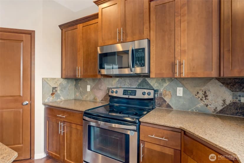 Property photo for 6109 Alexander Avenue Se, Auburn photo 10