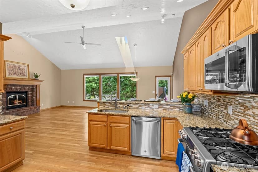 Property photo for 2111 Huntington Loop Se, Olympia photo 14
