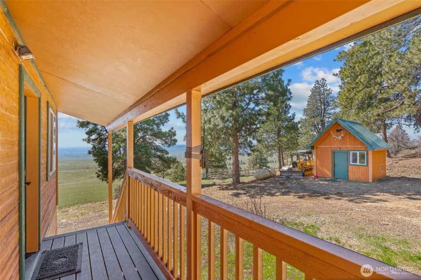 Property photo for 6261 Elk Springs Road, Ellensburg photo 7