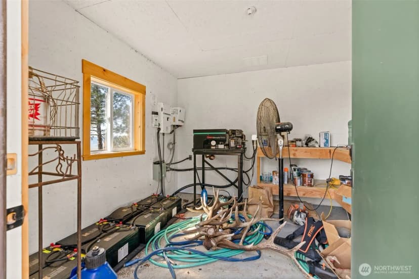 Property photo for 6261 Elk Springs Road, Ellensburg photo 32