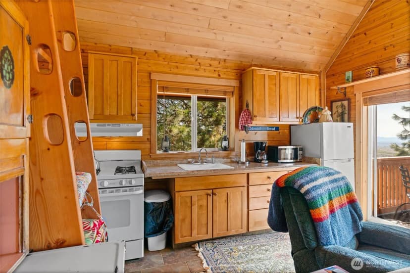 Property photo for 6261 Elk Springs Road, Ellensburg photo 13