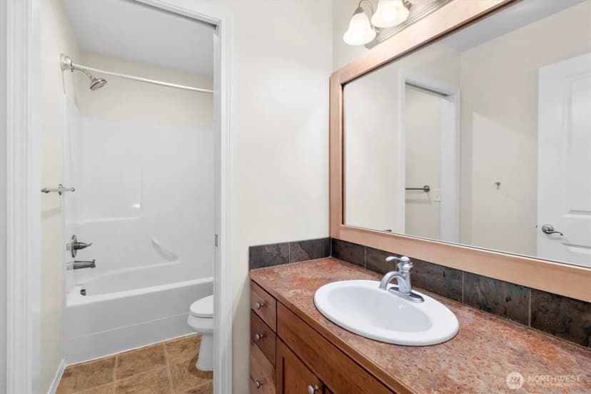 Property photo for 1222 Birch Street, Bellingham photo 25