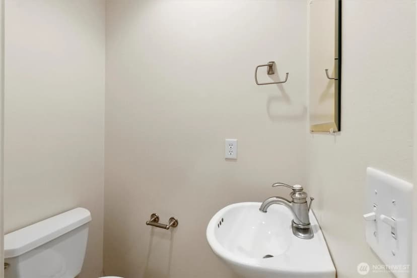 Property photo for 1222 Birch Street, Bellingham photo 28