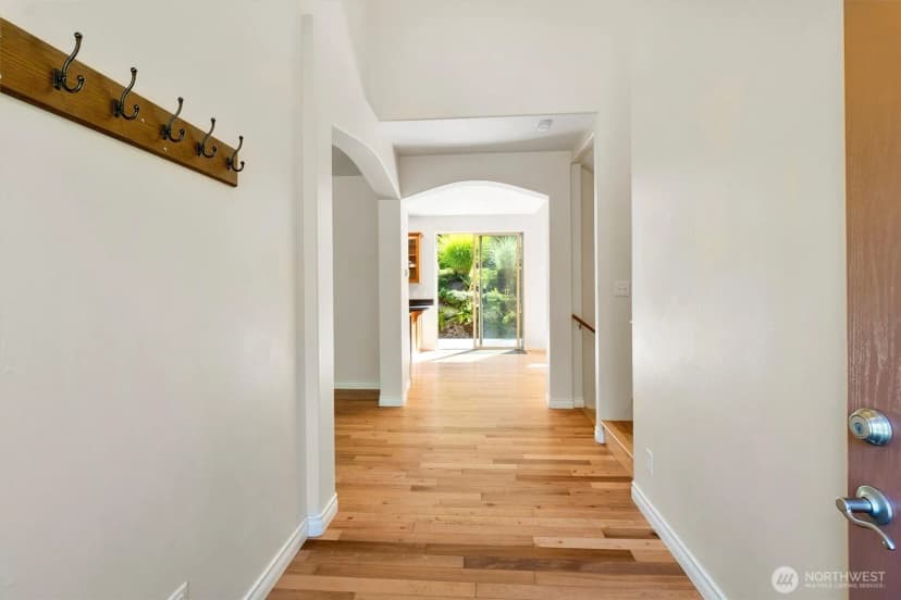 Property photo for 1222 Birch Street, Bellingham photo 4