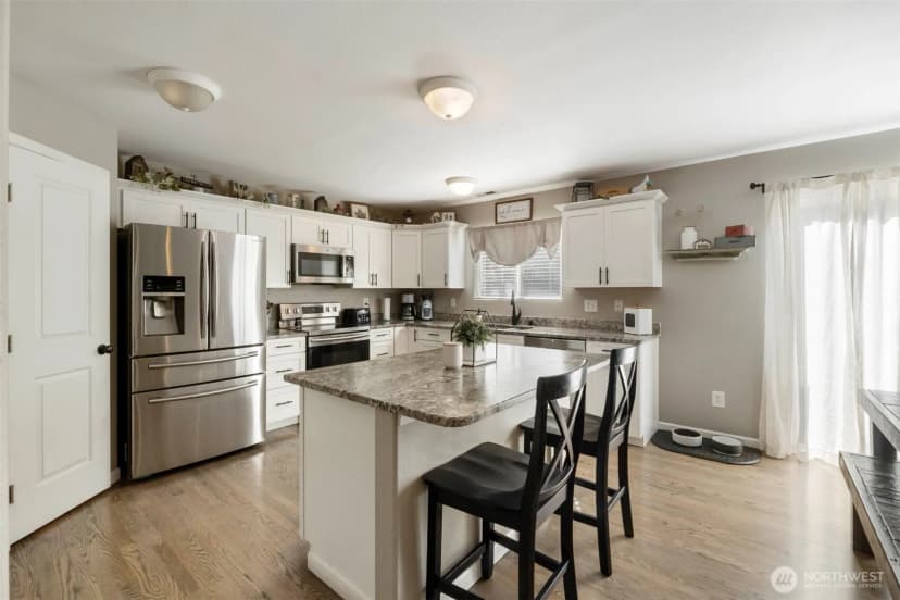 Property photo for 13704 117th Avenue E, Puyallup photo 17