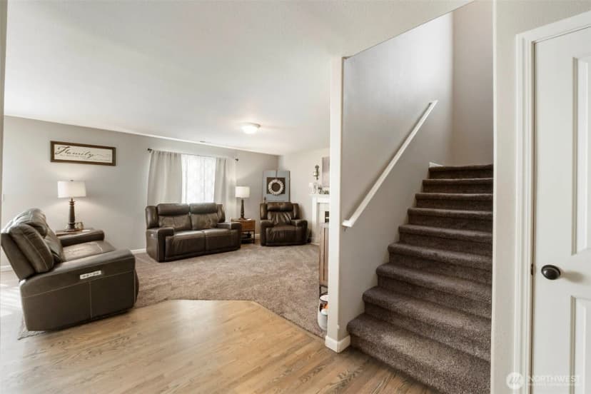 Property photo for 13704 117th Avenue E, Puyallup photo 12