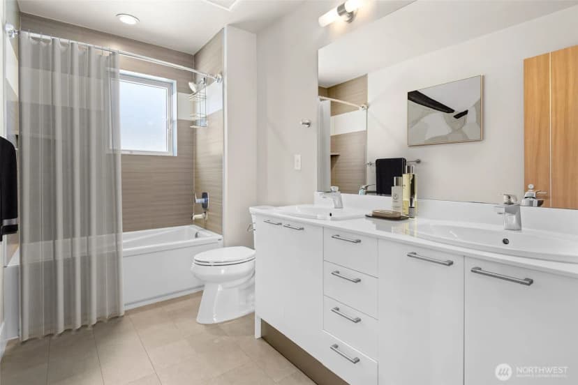 Property photo for 21825 131st Place Se, Kent photo 17