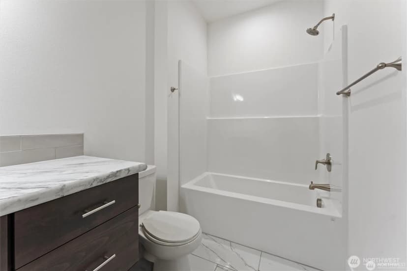Property photo for 730 P Street Ne, Quincy photo 16