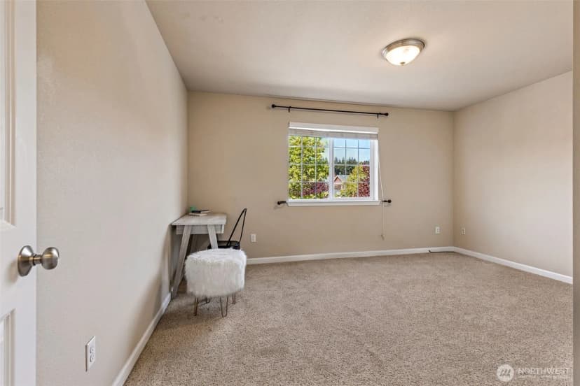Property photo for 4432 Edgewater Boulevard Ne, Lacey photo 21