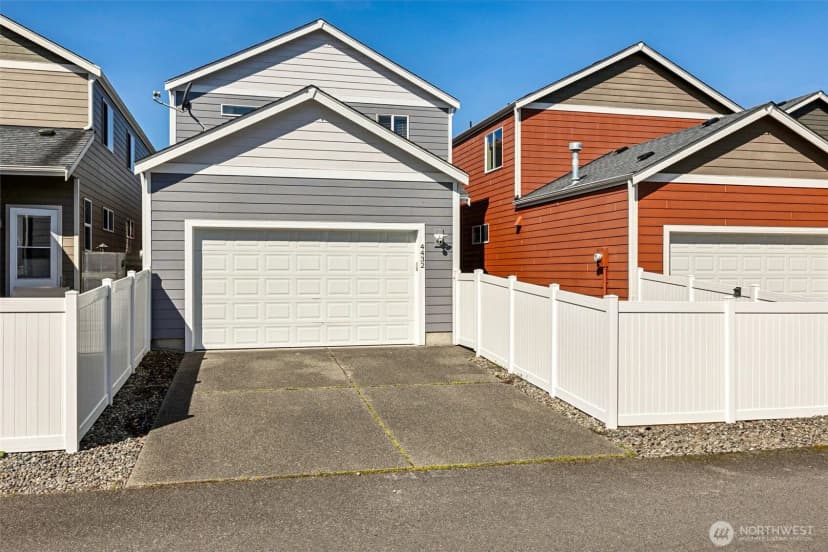 Property photo for 4432 Edgewater Boulevard Ne, Lacey photo 23
