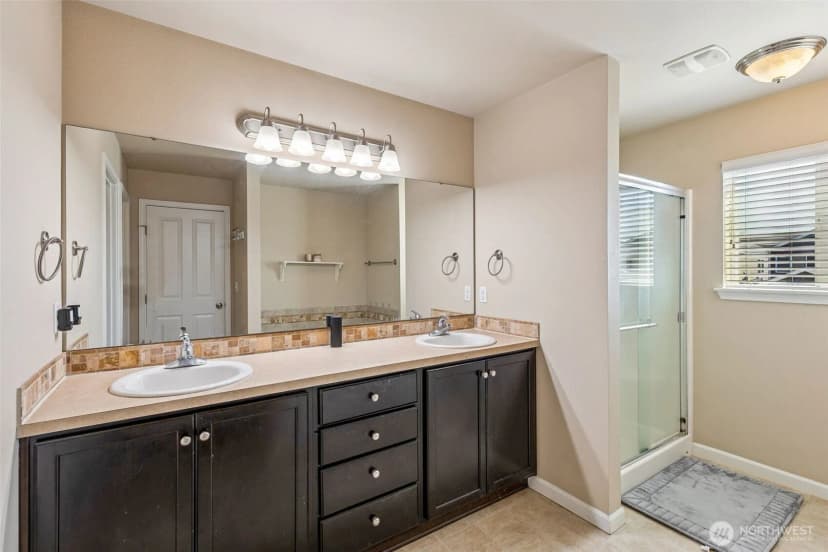 Property photo for 4432 Edgewater Boulevard Ne, Lacey photo 17