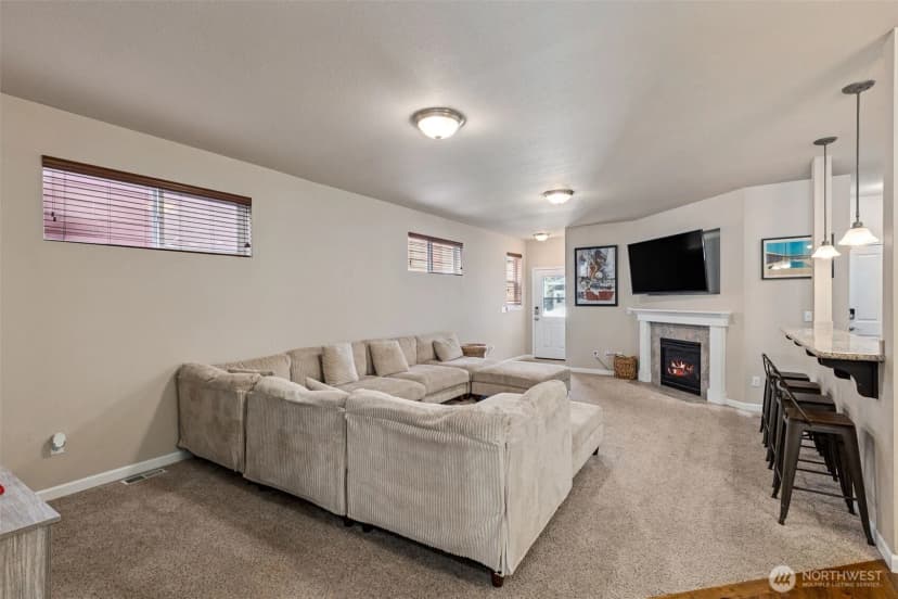 Property photo for 4432 Edgewater Boulevard Ne, Lacey photo 9