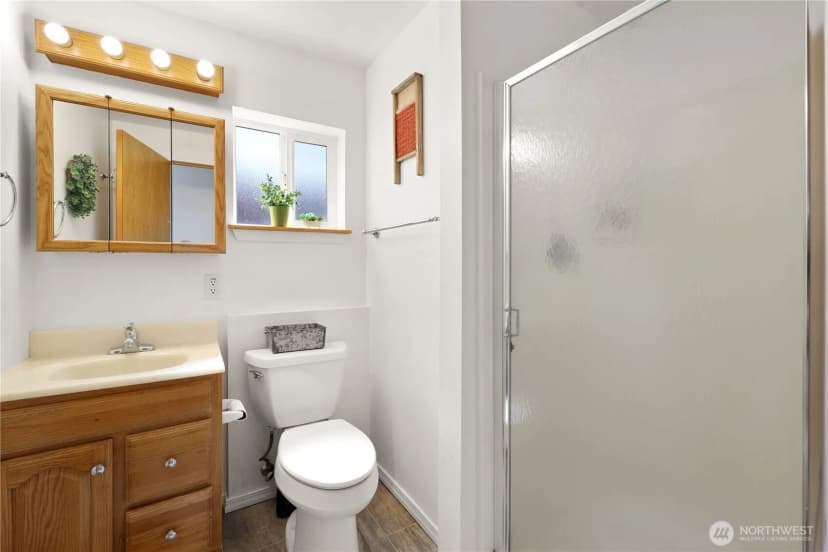 Property photo for 12424 506th Street E, Eatonville photo 22