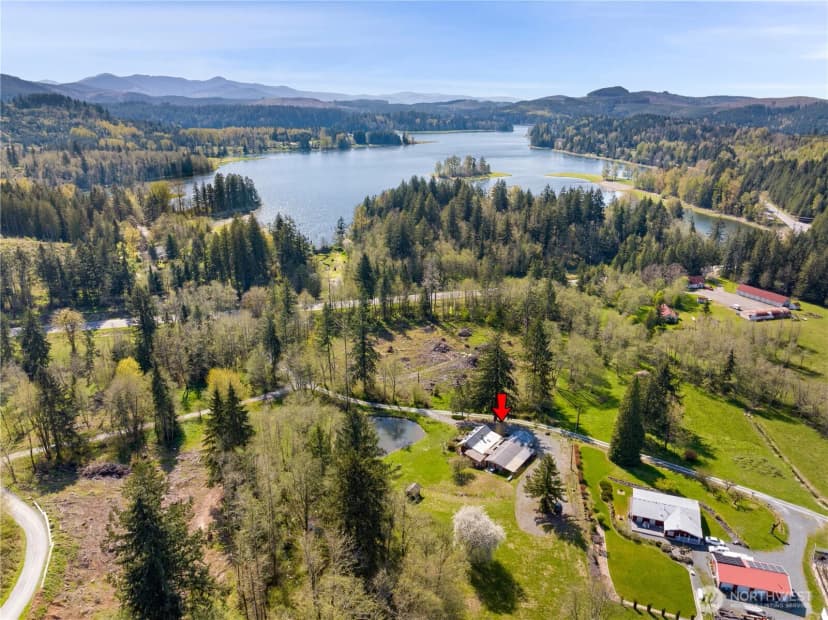 Property photo for 12424 506th Street E, Eatonville photo 35