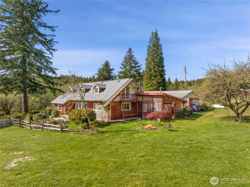 Property photo for 12424 506th Street E, Eatonville photo 37