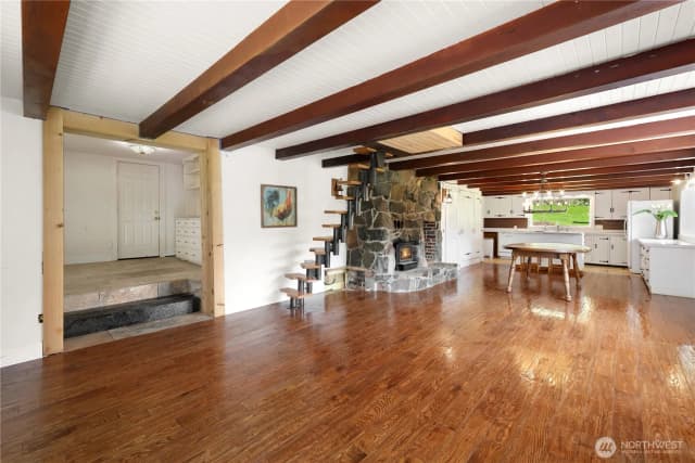 Property photo for 12424 506th Street E, Eatonville photo 4