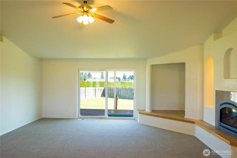 Property photo for 61 Stacey Court, Sequim photo 8
