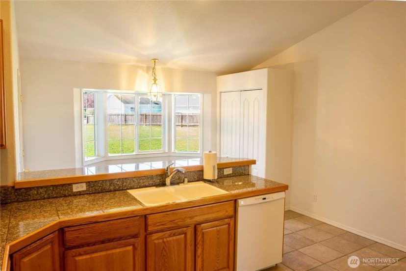 Property photo for 61 Stacey Court, Sequim photo 17