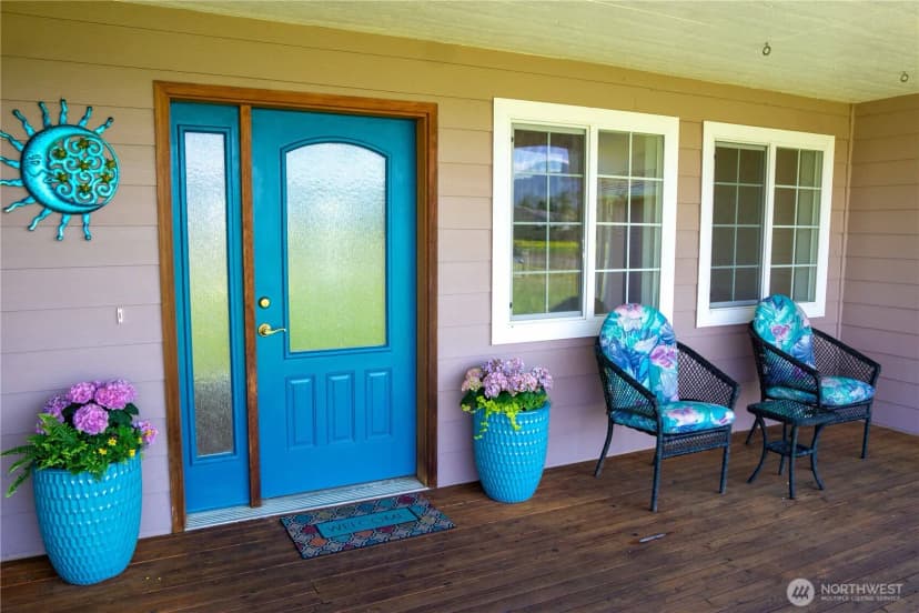 Property photo for 61 Stacey Court, Sequim photo 2