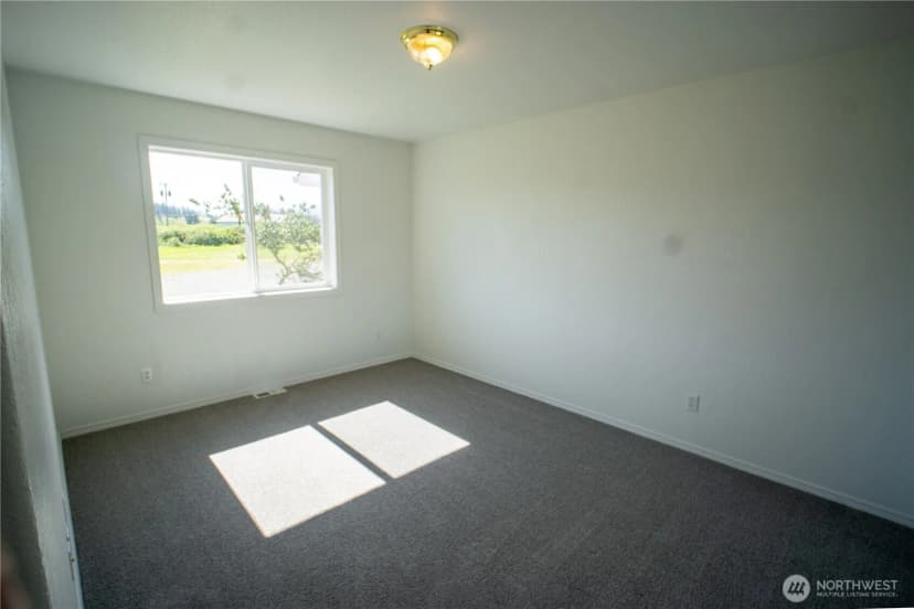 Property photo for 61 Stacey Court, Sequim photo 28