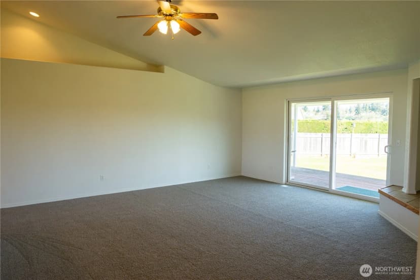 Property photo for 61 Stacey Court, Sequim photo 9