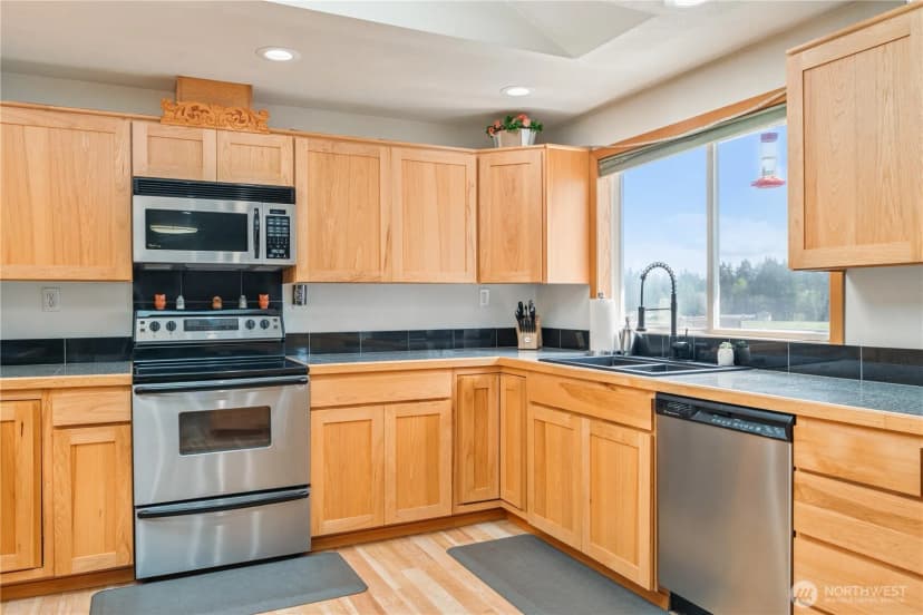 Property photo for 220 Plomondon Road, Toledo photo 8