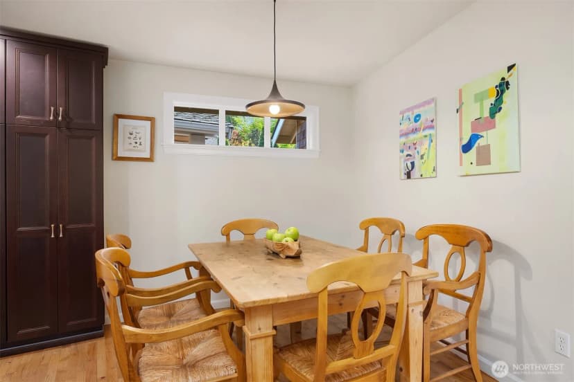 Property photo for 9360 Se 68th, Mercer Island photo 13
