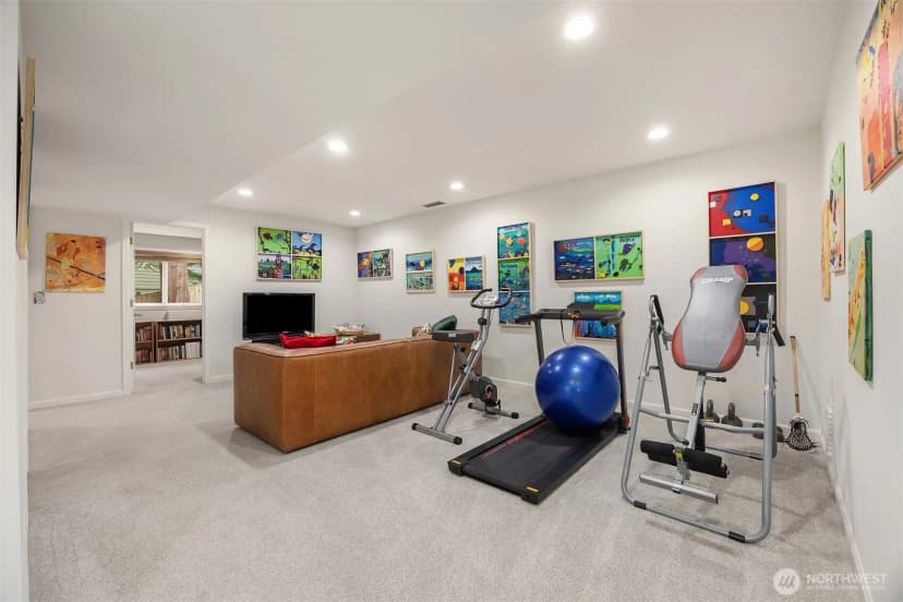 Property photo for 9360 Se 68th, Mercer Island photo 26