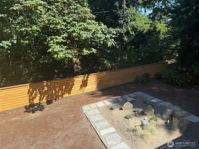 Property photo for 9360 Se 68th, Mercer Island photo 4